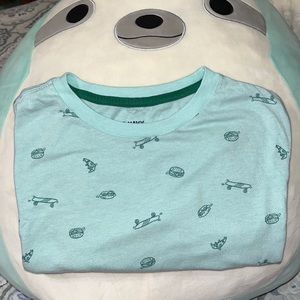 ☀️ Old Navy T-shirt